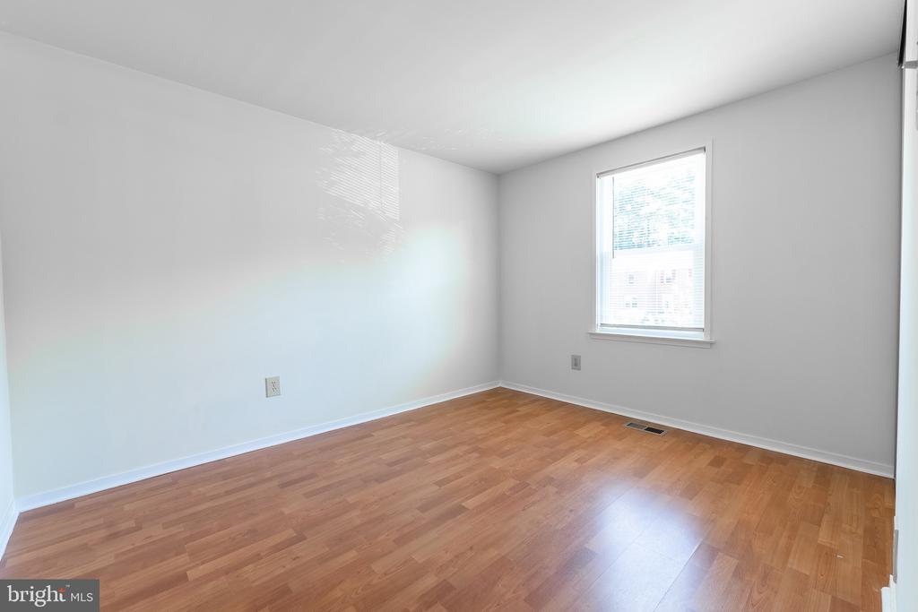 12136 BENTRIDGE PLACE