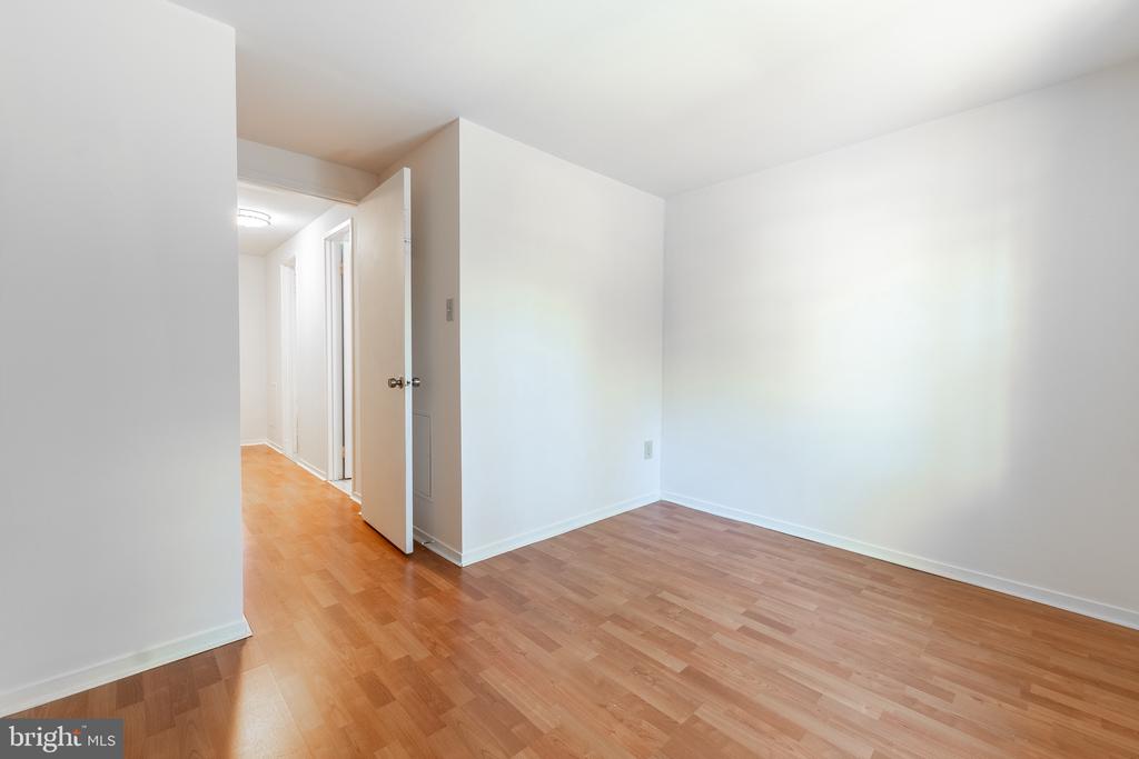 12136 BENTRIDGE PLACE