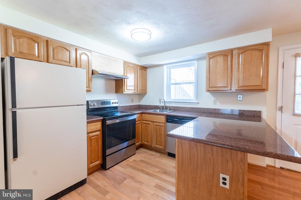12136 BENTRIDGE PLACE