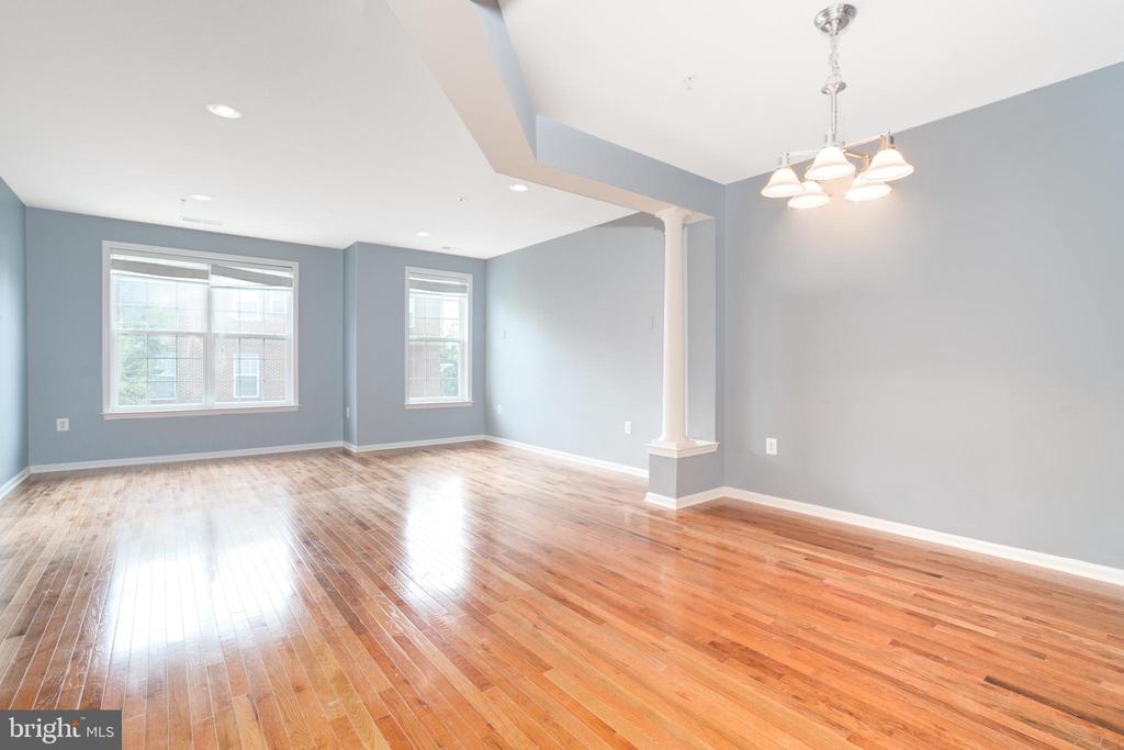 11605 GEORGIA AVENUE Unit: 11605