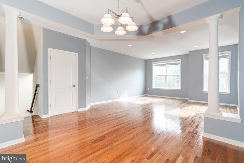 11605 GEORGIA AVENUE Unit: 11605