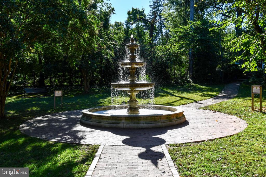 3225 UNIVERSITY BOULEVARD W Unit: 22