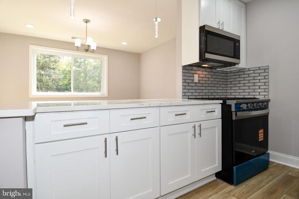 3225 UNIVERSITY BOULEVARD W Unit: 22