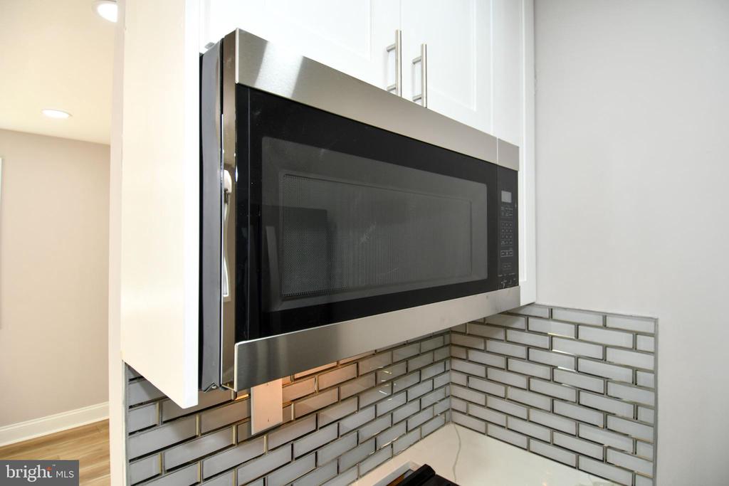 3225 UNIVERSITY BOULEVARD W Unit: 22