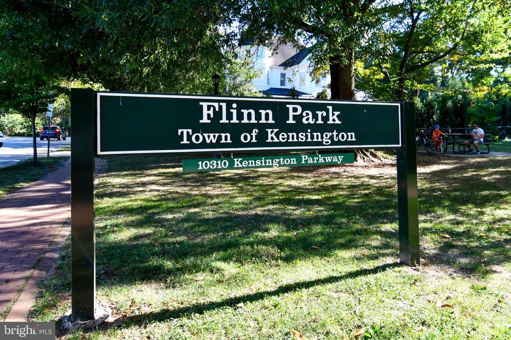 3225 UNIVERSITY BOULEVARD W Unit: 22