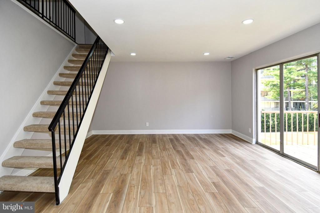 3225 UNIVERSITY BOULEVARD W Unit: 22
