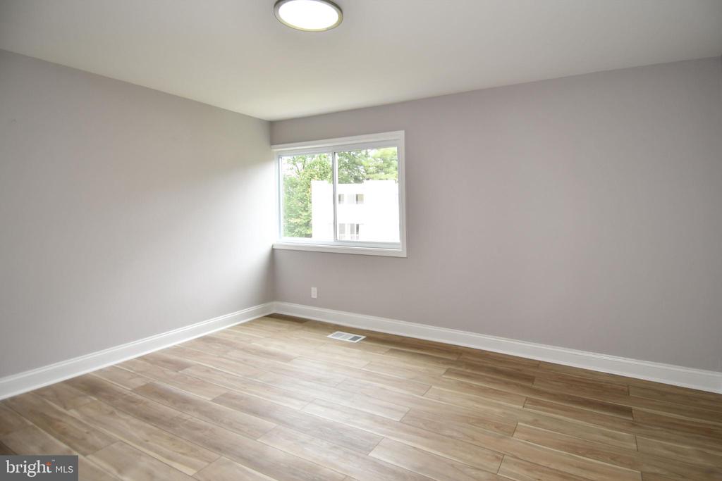 3225 UNIVERSITY BOULEVARD W Unit: 22