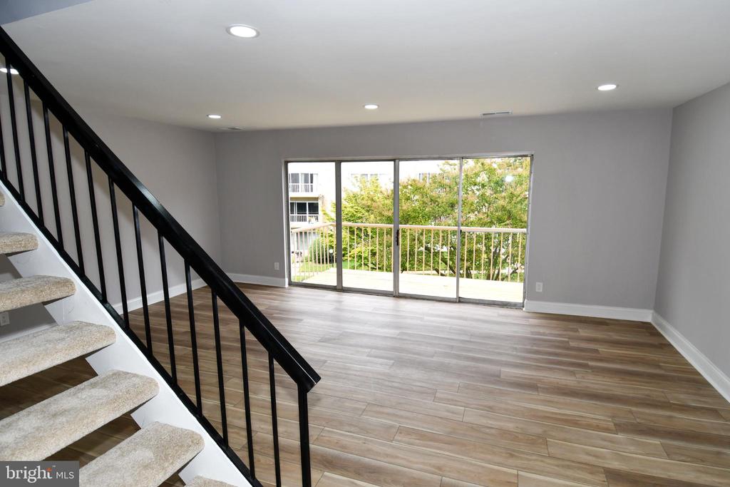 3225 UNIVERSITY BOULEVARD W Unit: 22