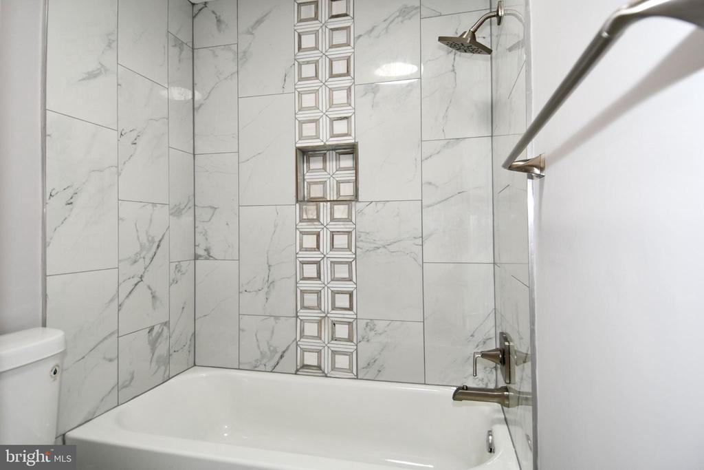 3225 UNIVERSITY BOULEVARD W Unit: 22