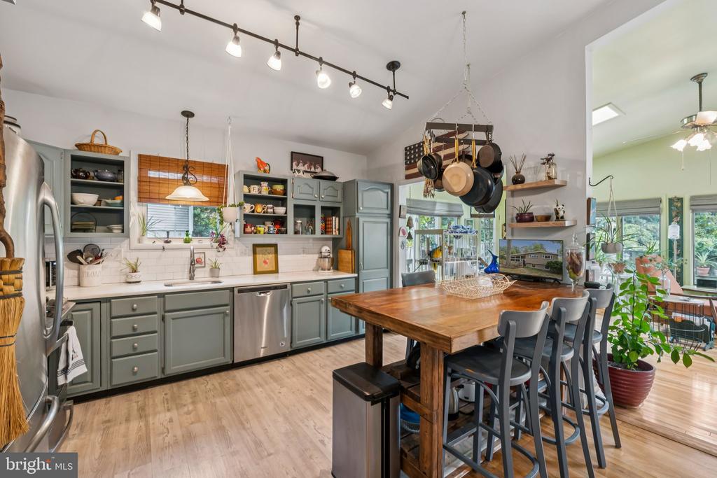 11411 CAM COURT