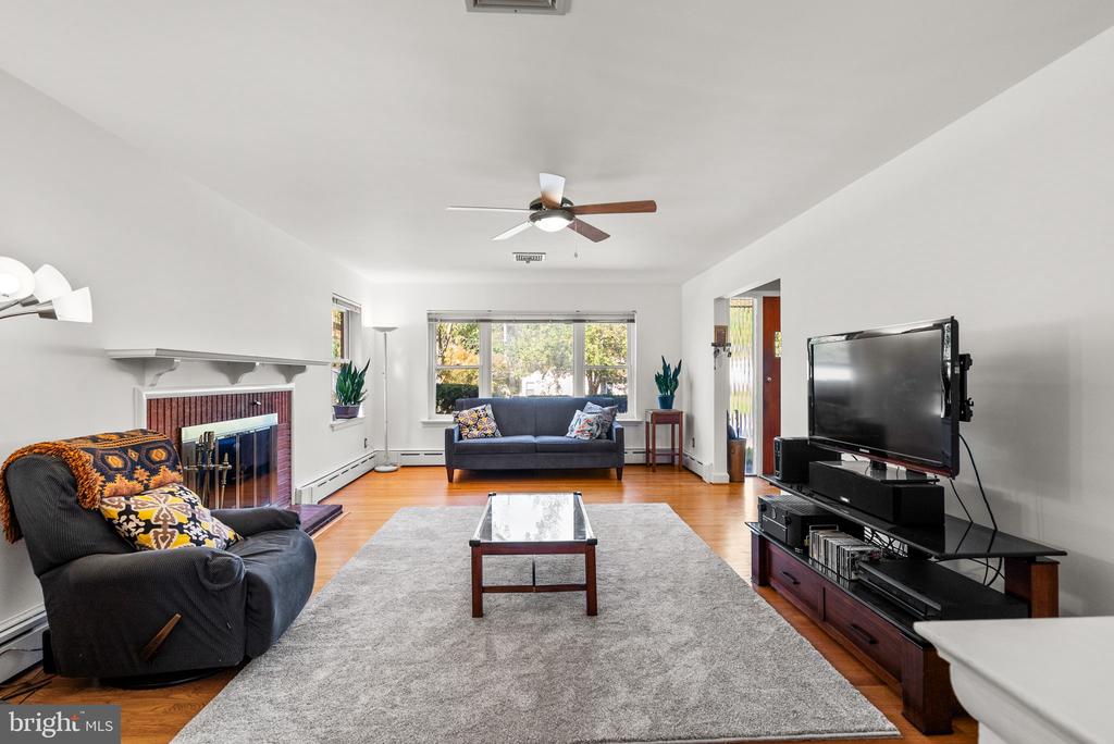 3122 HELSEL DRIVE