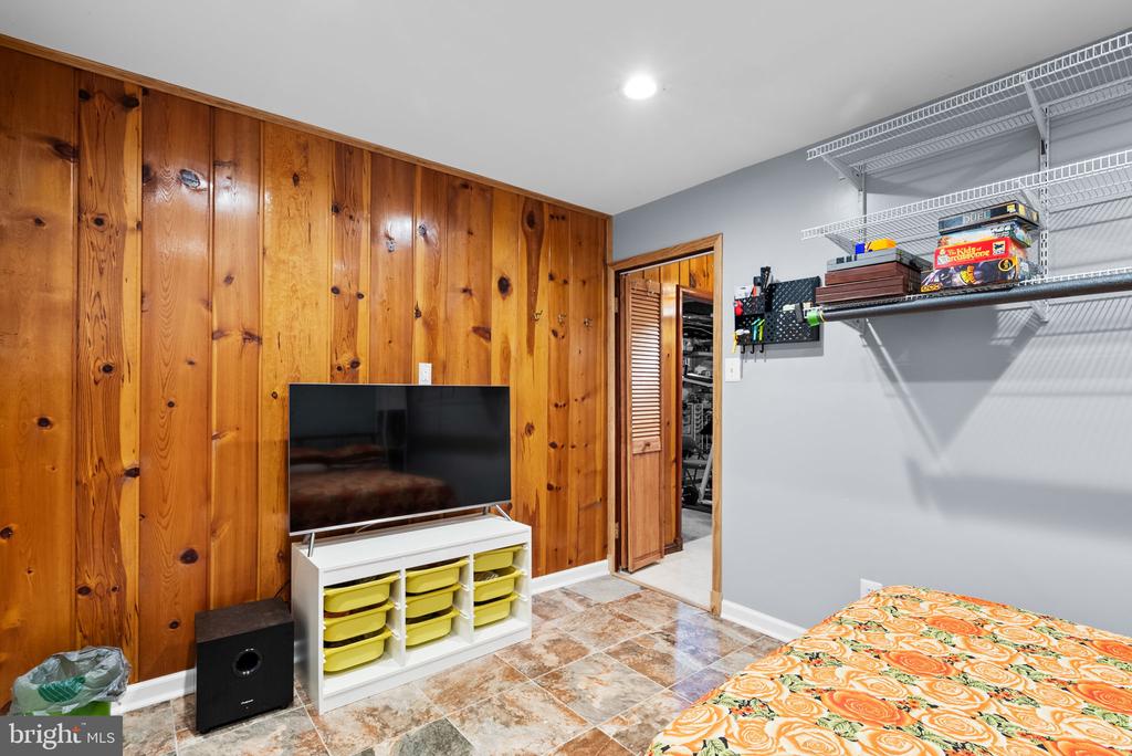 3122 HELSEL DRIVE