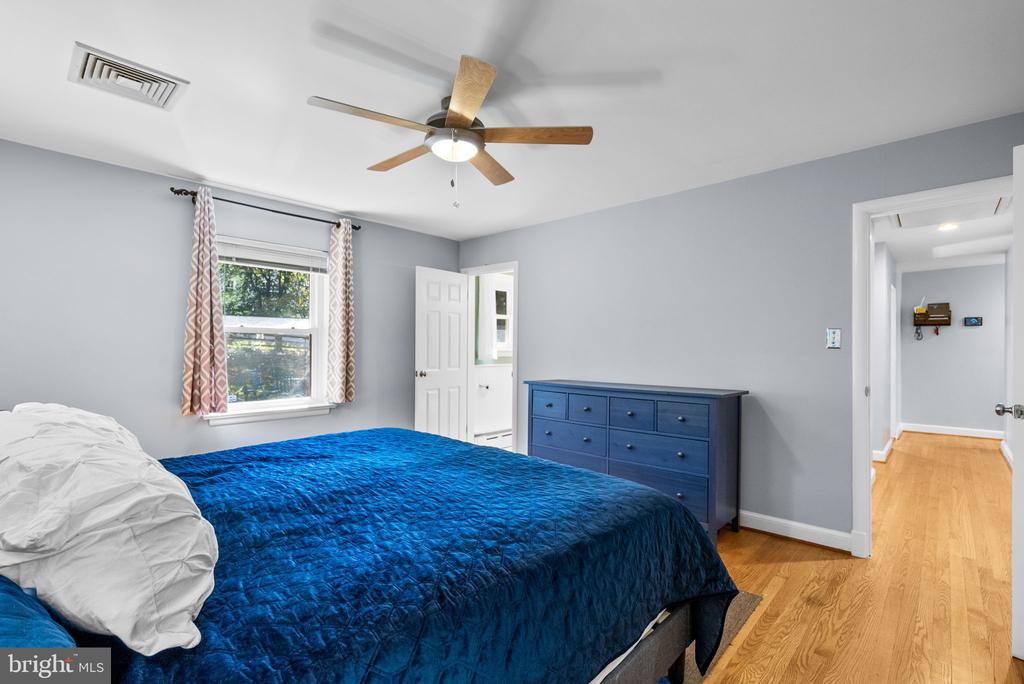 3122 HELSEL DRIVE