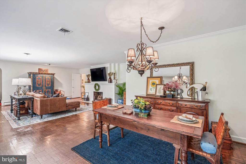 10522 SWEETBRIAR PARKWAY