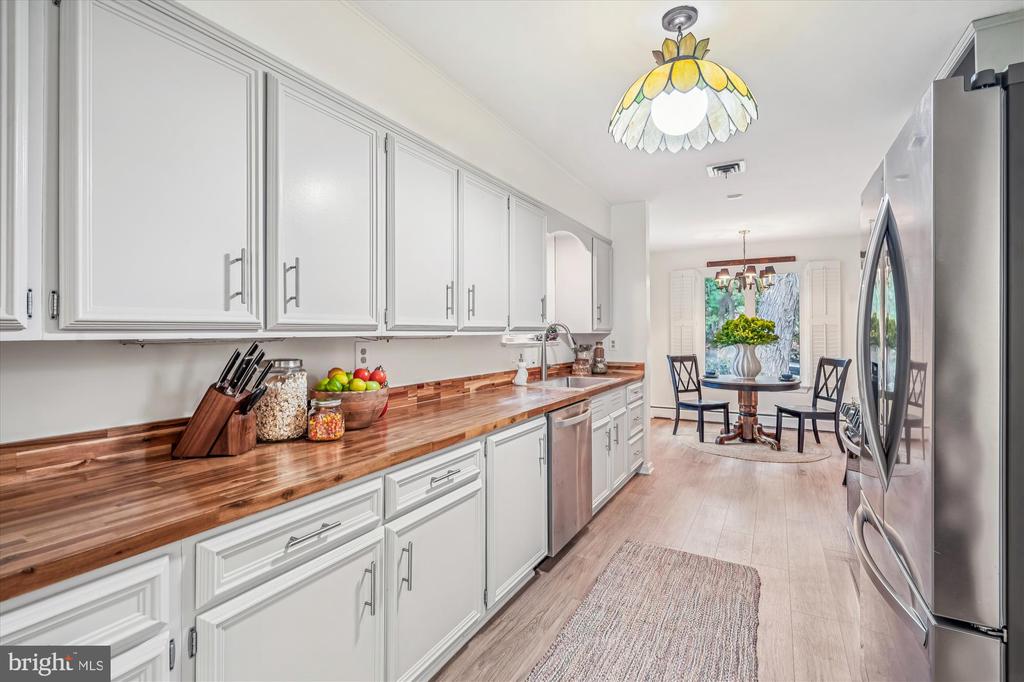 10522 SWEETBRIAR PARKWAY