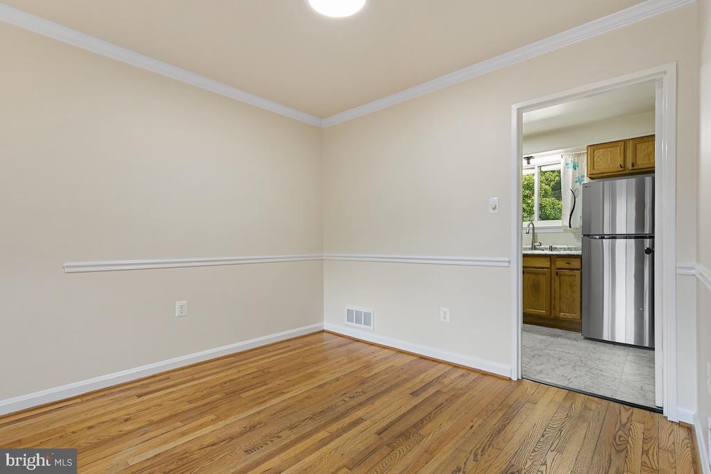 9003 MANCHESTER ROAD Unit: 9003