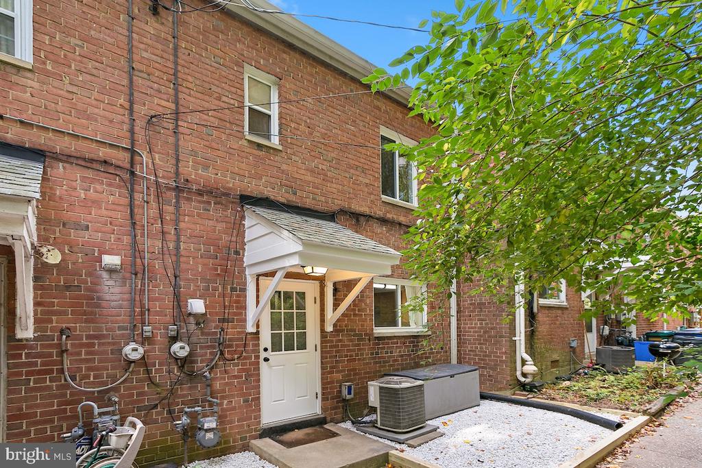 9003 MANCHESTER ROAD Unit: 9003