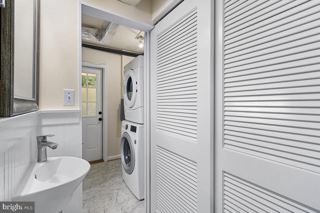 9003 MANCHESTER ROAD Unit: 9003