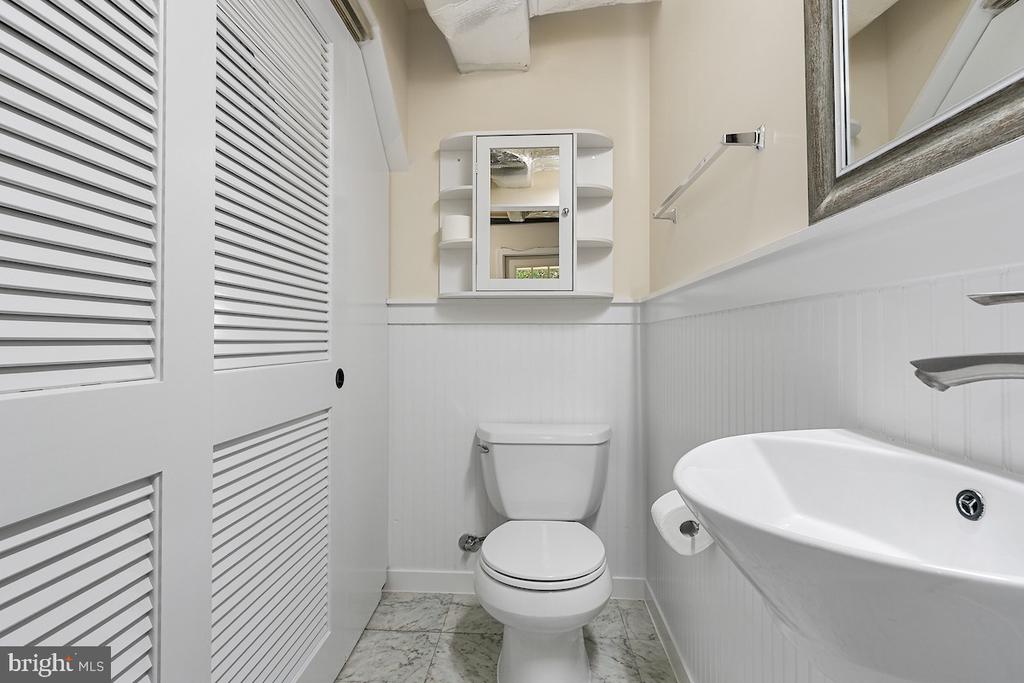 9003 MANCHESTER ROAD Unit: 9003
