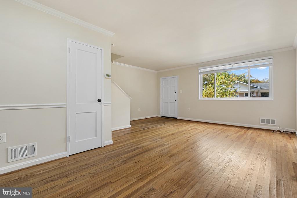 9003 MANCHESTER ROAD Unit: 9003