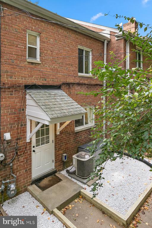 9003 MANCHESTER ROAD Unit: 9003