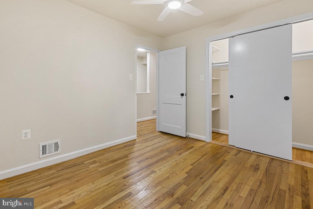 9003 MANCHESTER ROAD Unit: 9003