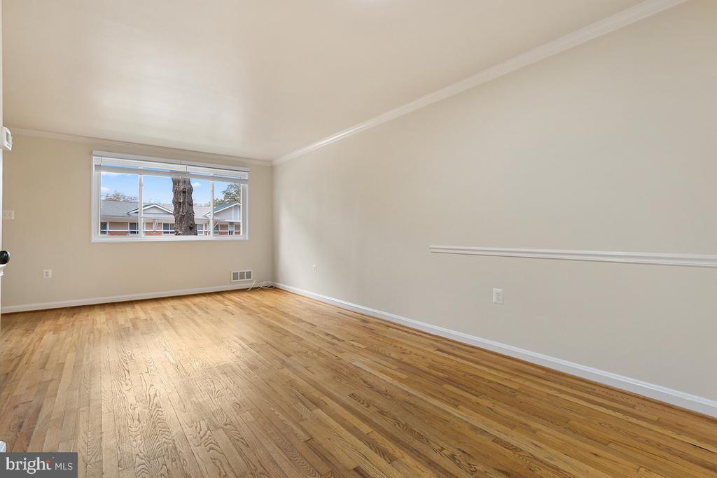 9003 MANCHESTER ROAD Unit: 9003