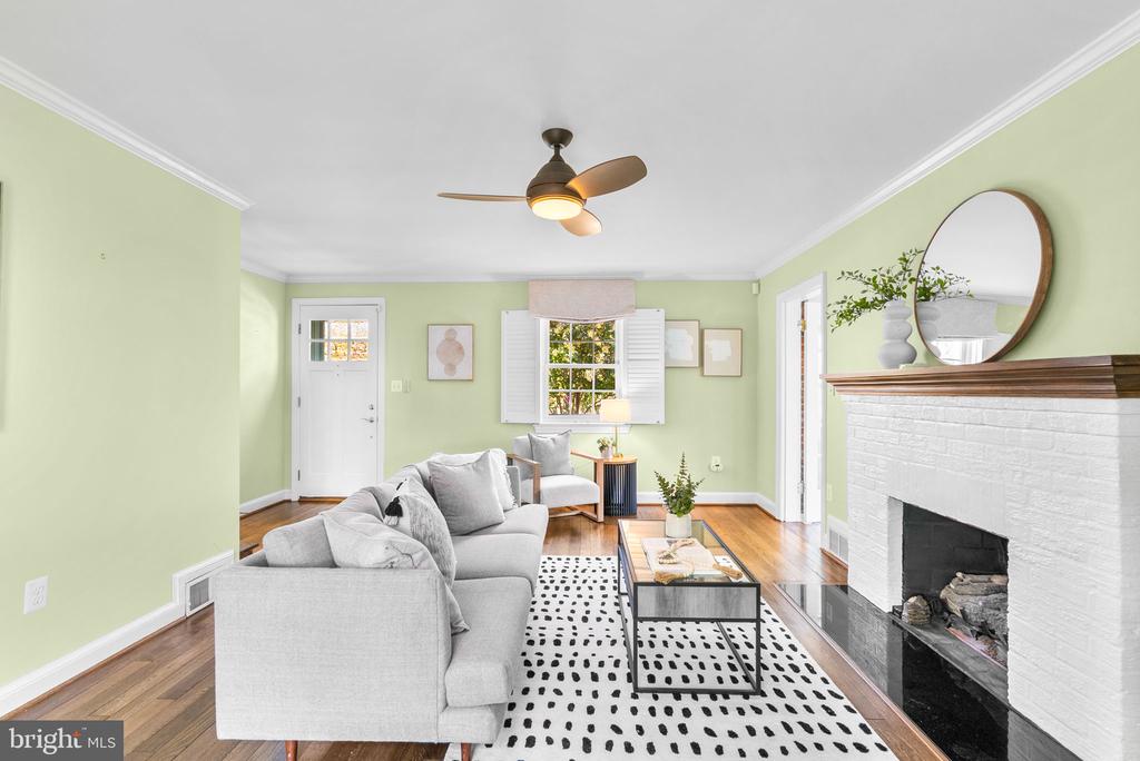 315 HILLMOOR DRIVE
