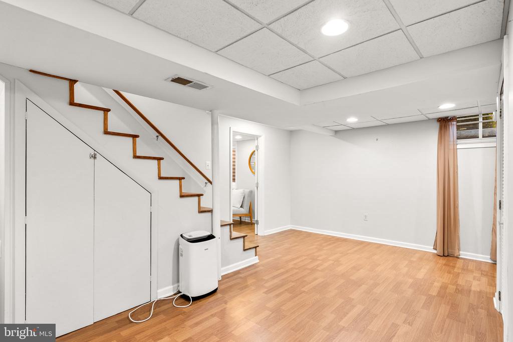 315 HILLMOOR DRIVE