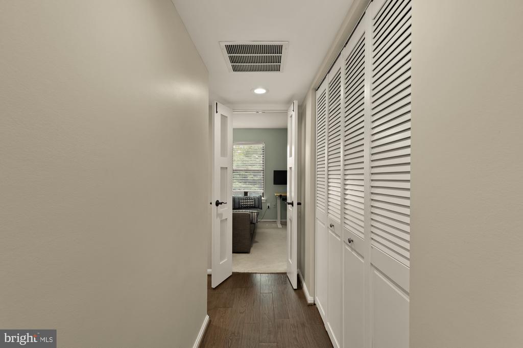47 DUDLEY COURT Unit: 18