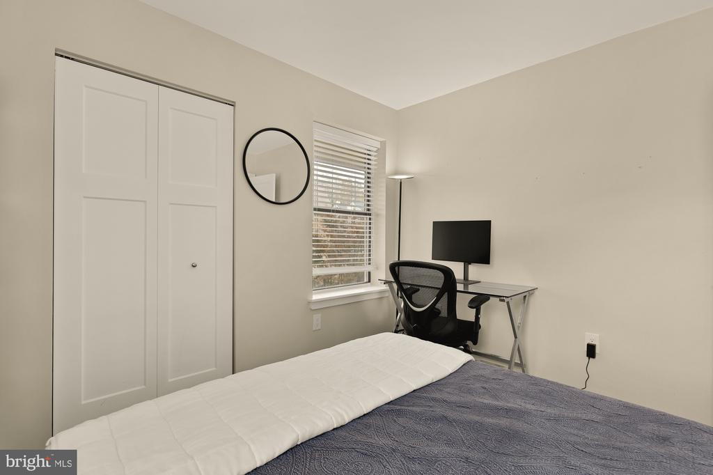 47 DUDLEY COURT Unit: 18