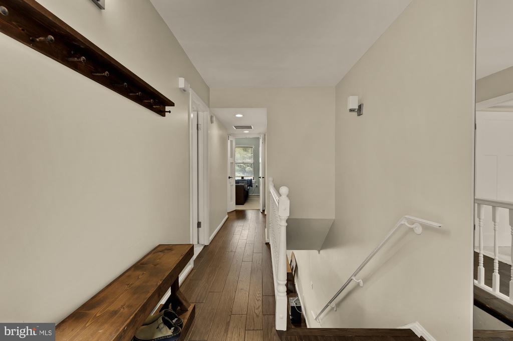 47 DUDLEY COURT Unit: 18