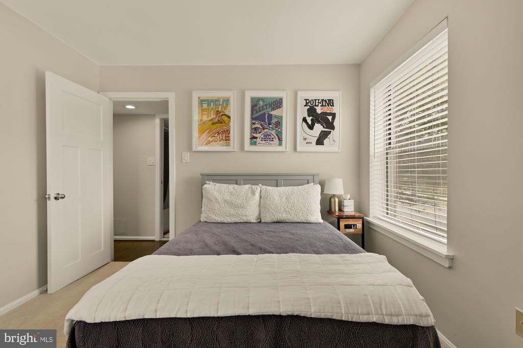 47 DUDLEY COURT Unit: 18