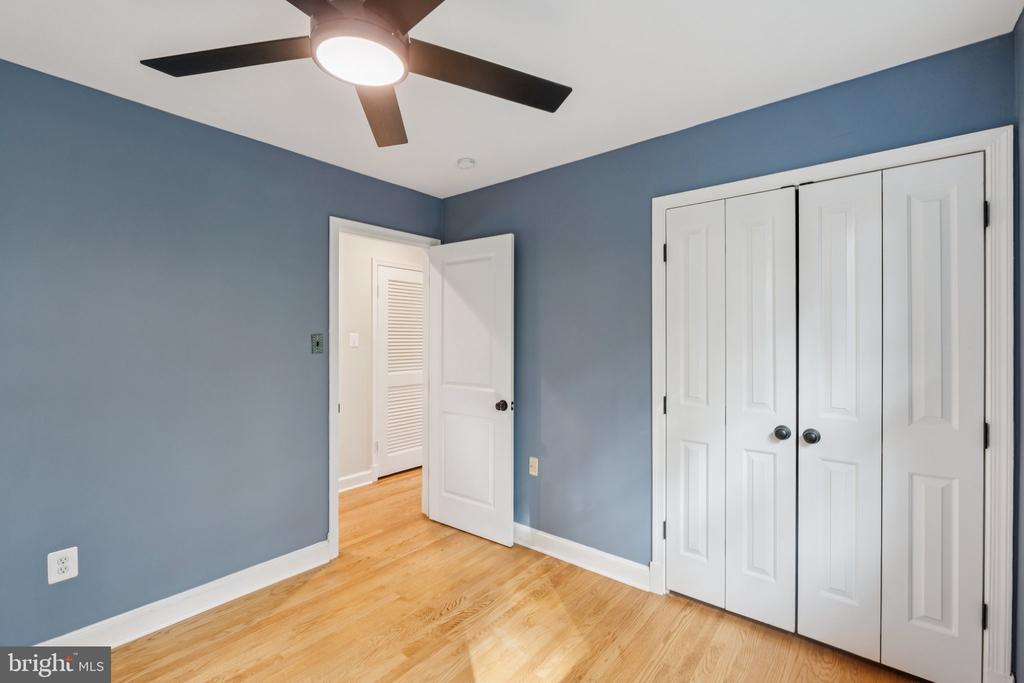 10109 RENFREW ROAD