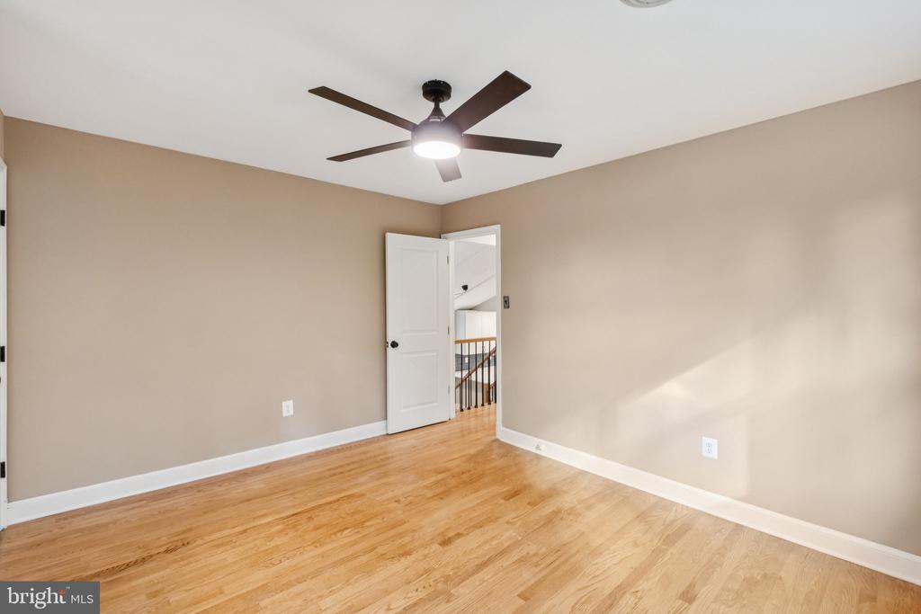 10109 RENFREW ROAD
