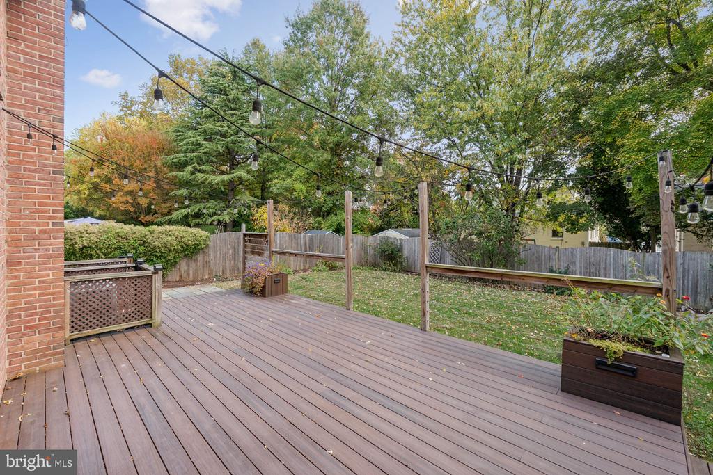 10109 RENFREW ROAD