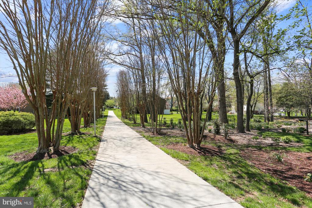 15201 ELKRIDGE WAY Unit: 93-2J