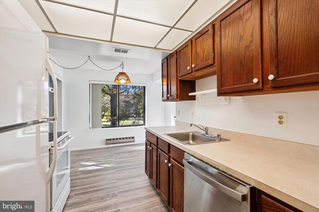 15201 ELKRIDGE WAY Unit: 93-2J
