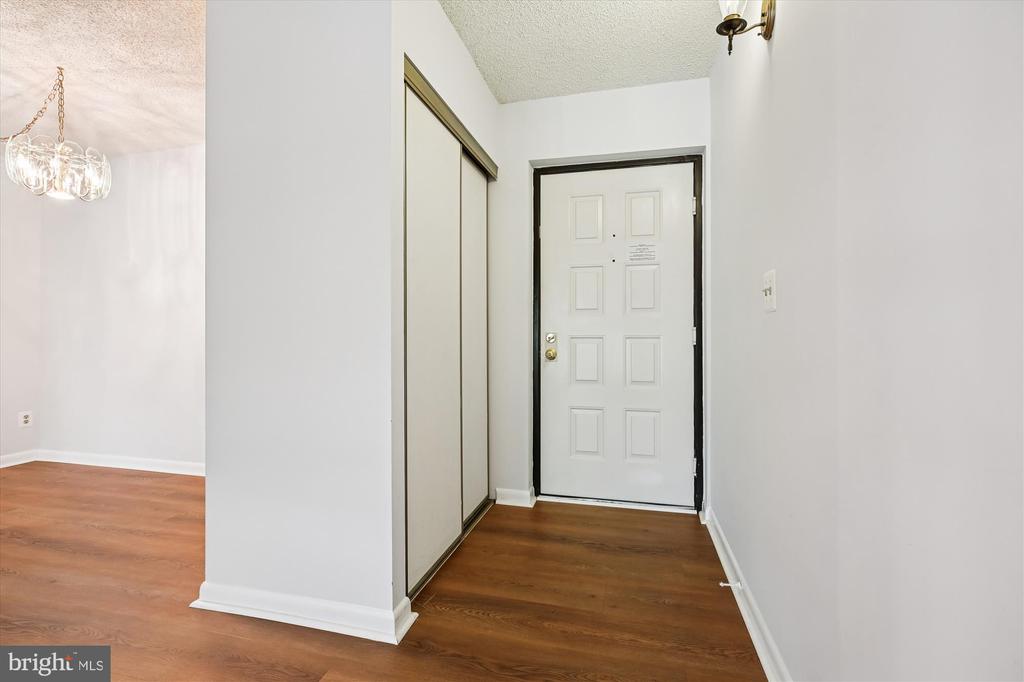 15201 ELKRIDGE WAY Unit: 93-2J