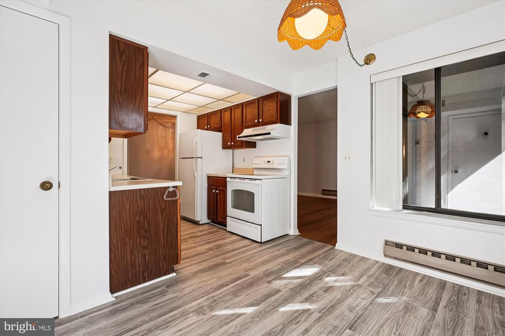 15201 ELKRIDGE WAY Unit: 93-2J