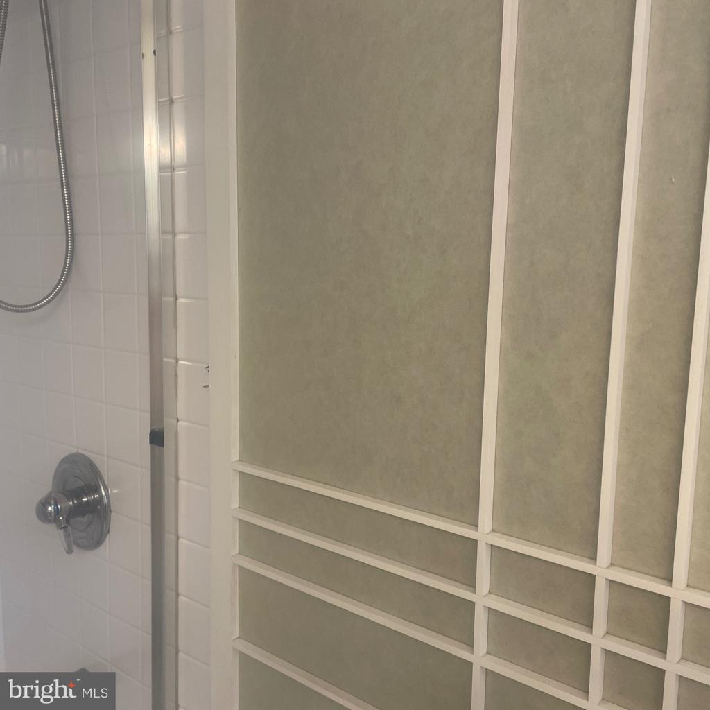 5225 POOKS HILL ROAD Unit: 703N