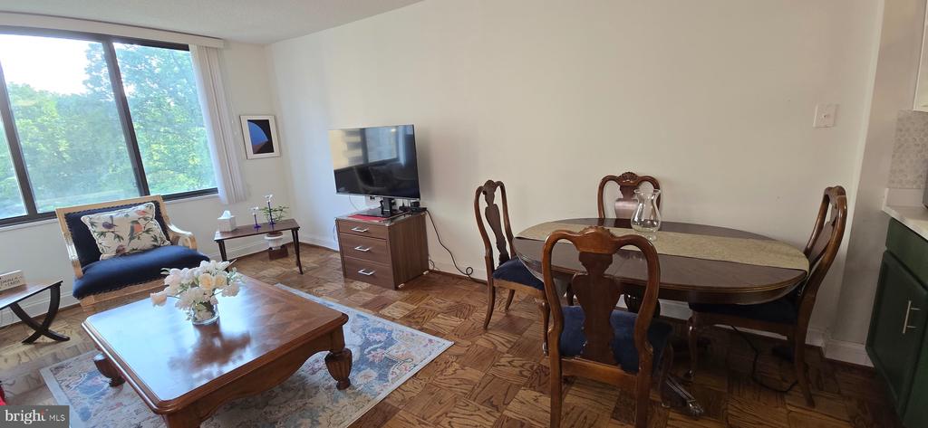 5225 POOKS HILL ROAD Unit: 703N