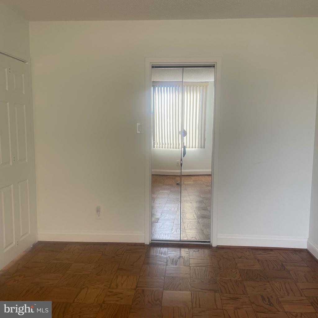 5225 POOKS HILL ROAD Unit: 703N
