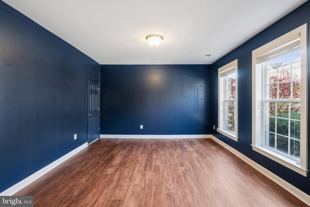 125 AUTUMN VIEW DRIVE