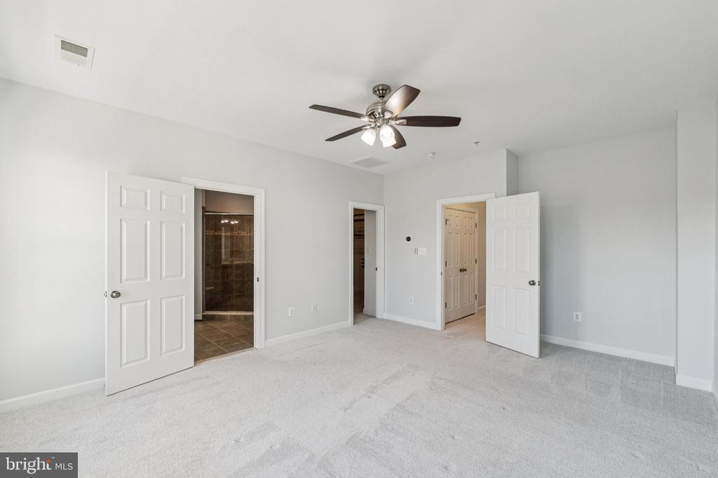 125 AUTUMN VIEW DRIVE