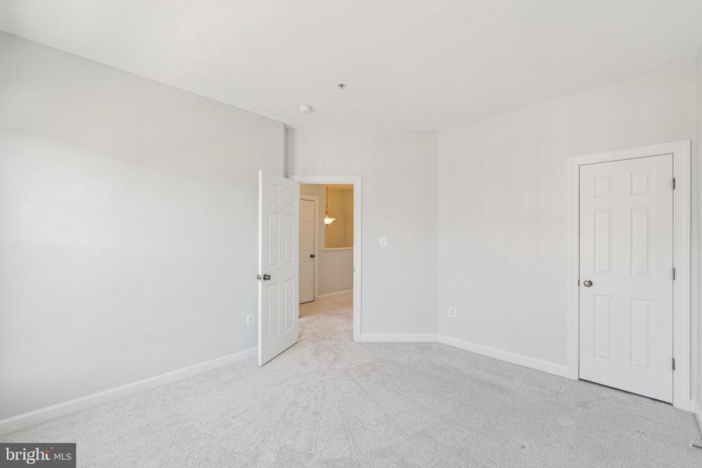 125 AUTUMN VIEW DRIVE