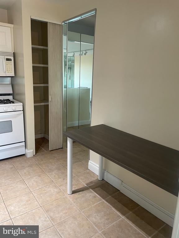 5225 POOKS HILL ROAD Unit: 1824N