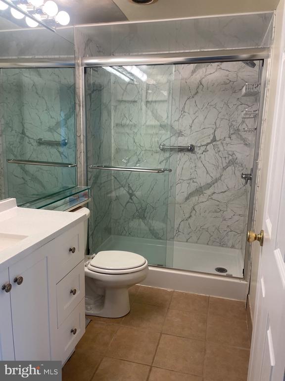 5225 POOKS HILL ROAD Unit: 1824N