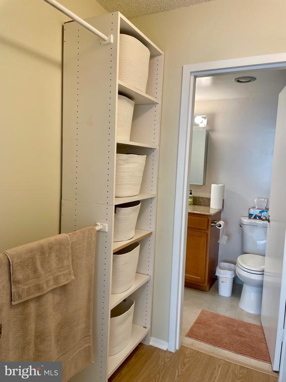 5225 POOKS HILL ROAD Unit: 1607N