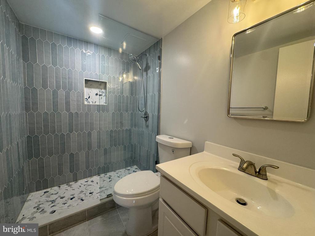 4242 EAST WEST HIGHWAY Unit: 618